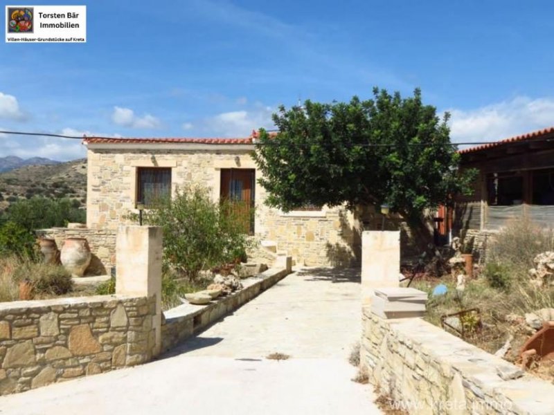 Ierapetra Traumvilla mit Platz für die ganze Familie auf 6.000 m² Grundstück oberhalb von Ierapetra mit Panoramablick, Südkreta Haus